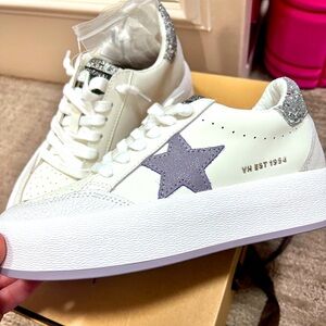 NWT/NIB Vintage Havana Ream 3 Sneakers Size 7